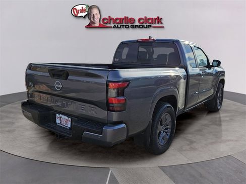 New 2025 Nissan Frontier SV w/ SV Convenience Package image 6