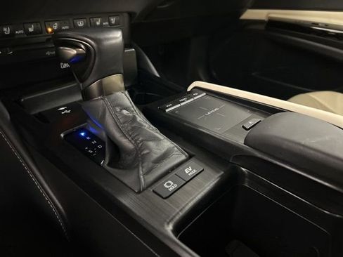 Used 2022 Lexus ES 300h w/ Accessory Package 2 FWD image 21