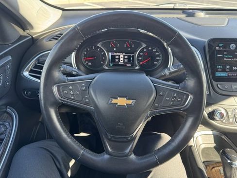 Used 2017 Chevrolet Malibu Premier w/ Premier Sun and Wheel Package image 17