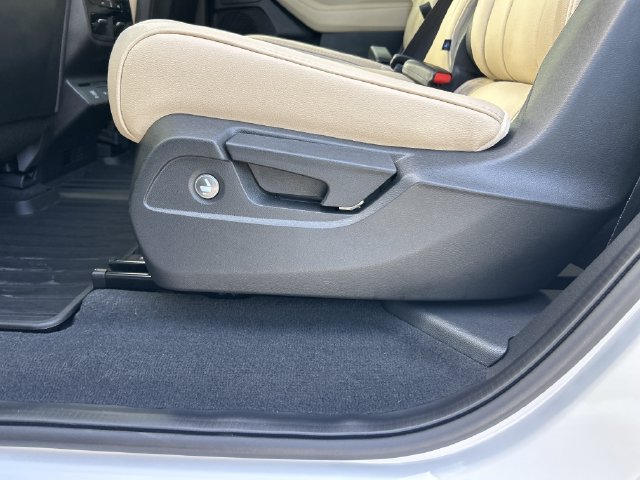 Certified 2025 Acura MDX FWD image 36