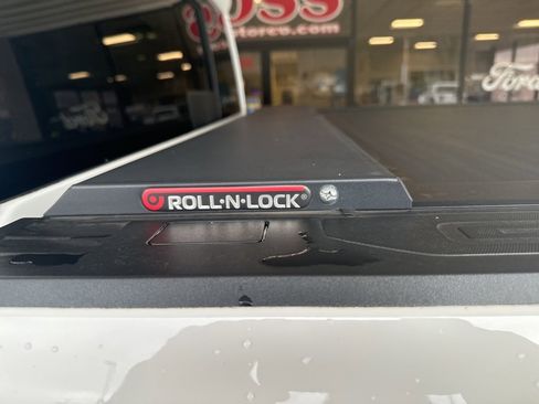 Used 2022 GMC Sierra 1500 AT4 w/ AT4 Premium Package image 28