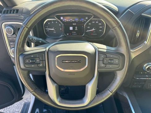 Used 2021 GMC Sierra 1500 Denali w/ Denali Premium Package AWD/4WD image 16