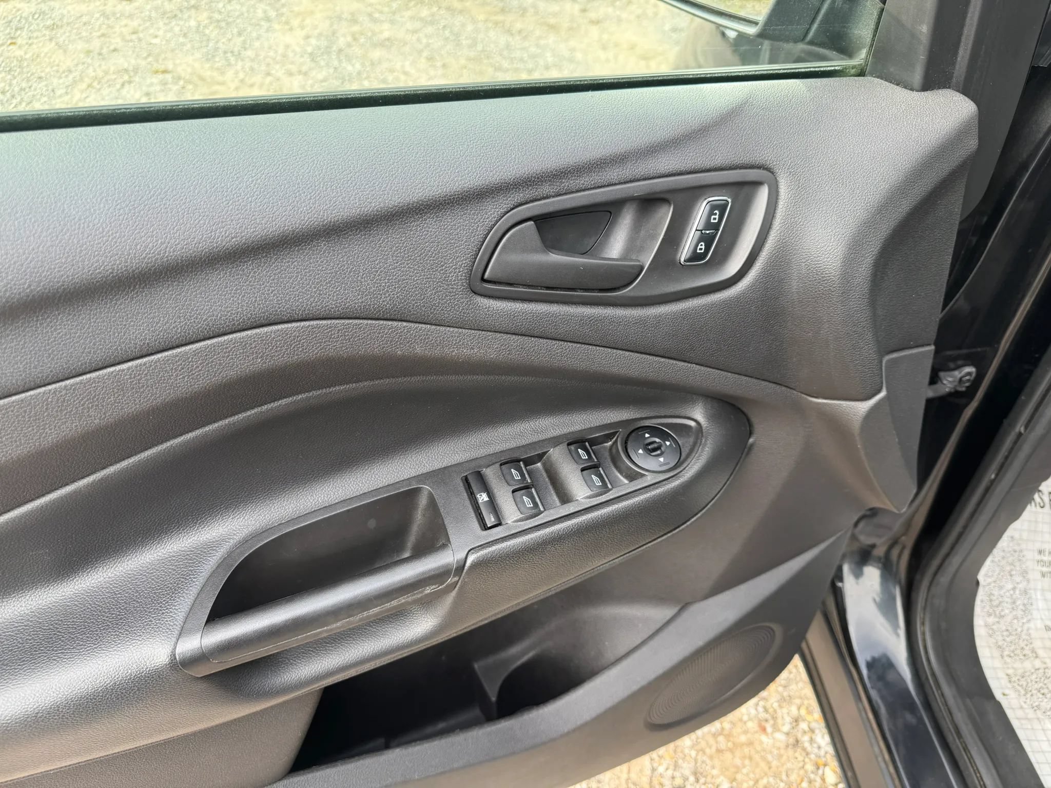 Used 2015 Ford Escape S FWD image 13