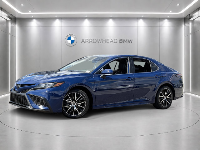 Used 2024 Toyota Camry SE FWD image 1