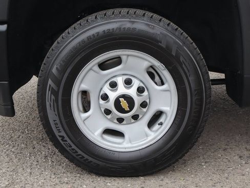 Used 2020 Chevrolet Silverado 2500 W/T RWD image 34