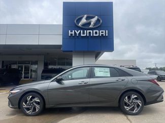 New 2025 Hyundai Elantra Sport image 1