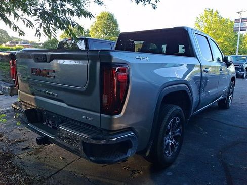 Used 2025 GMC Sierra 1500 SLT AWD/4WD image 10