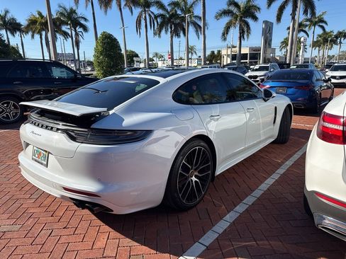 Used 2023 Porsche Panamera image 7