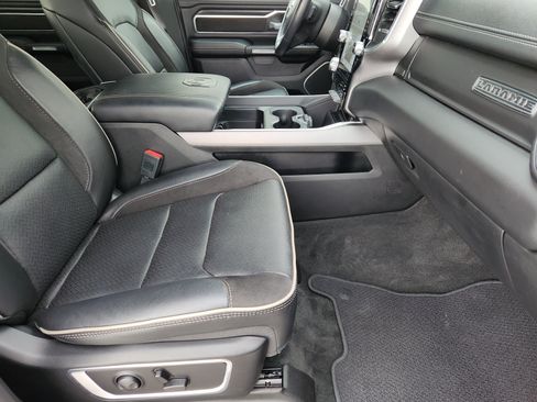 Used 2023 RAM 1500 Laramie AWD/4WD image 17
