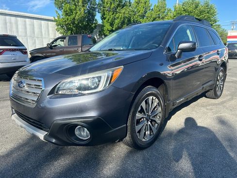 Used 2015 Subaru Outback 2.5i Limited AWD/4WD image 7