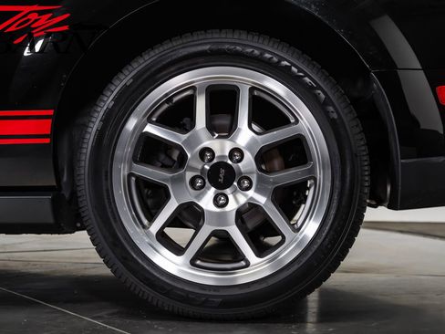 Used 2009 Ford Mustang Shelby GT500 RWD image 18
