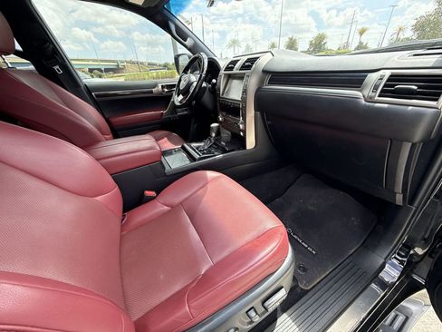 Used 2021 Lexus GX 460 Premium w/ Premium Package image 15