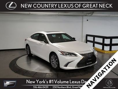 Used 2021 Lexus ES 300h w/ Premium Package