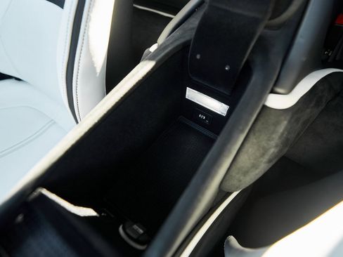 Used 2024 Ferrari Roma image 53