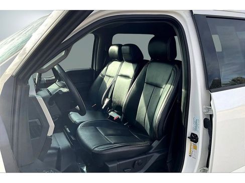 Used 2020 Ford F150 Lariat w/ Trailer Tow Package image 20