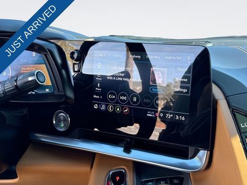 Used 2023 Chevrolet Corvette Stingray Premium Conv w/ Z51 Performance Package image 16