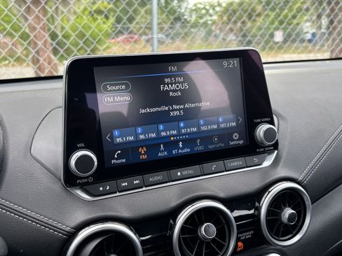 Used 2025 Nissan Sentra SV FWD image 20