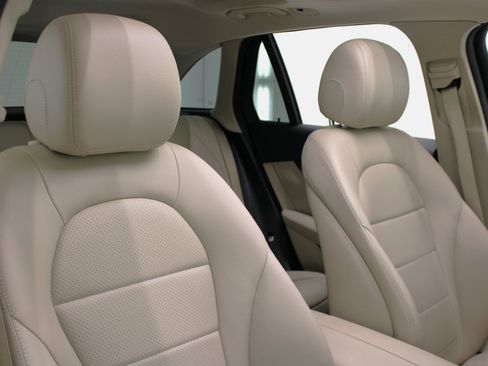 Used 2017 Mercedes-Benz GLC 300 w/ Premium 1 Package image 49