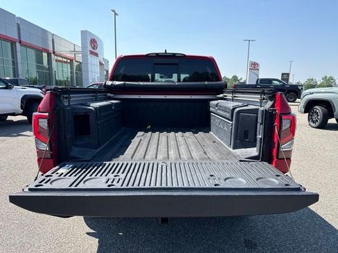 Used 2023 Nissan Titan PRO-4X w/ Pro-4x Convenience Package AWD/4WD image 6