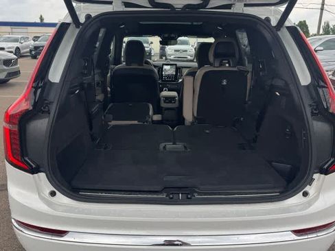 Used 2026 Volvo XC90 T8 Ultra AWD/4WD image 12