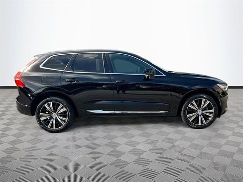 Used 2023 Volvo XC60 B5 Plus w/ Protection Package Premier image 5
