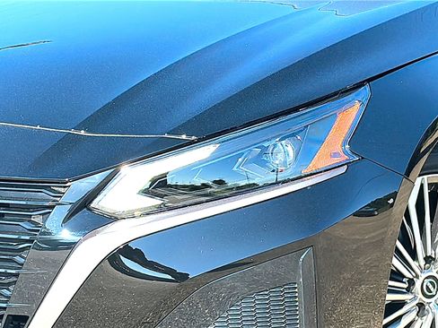 New 2026 Nissan Altima 2.5 SV w/ SV Premium Package FWD image 4