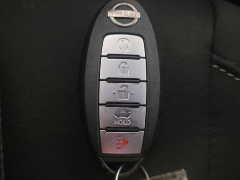 Used 2024 Nissan Altima 2.5 SV image 32