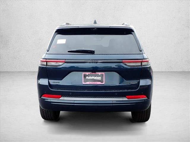 New 2027 Jeep Grand Cherokee Summit AWD/4WD image 3