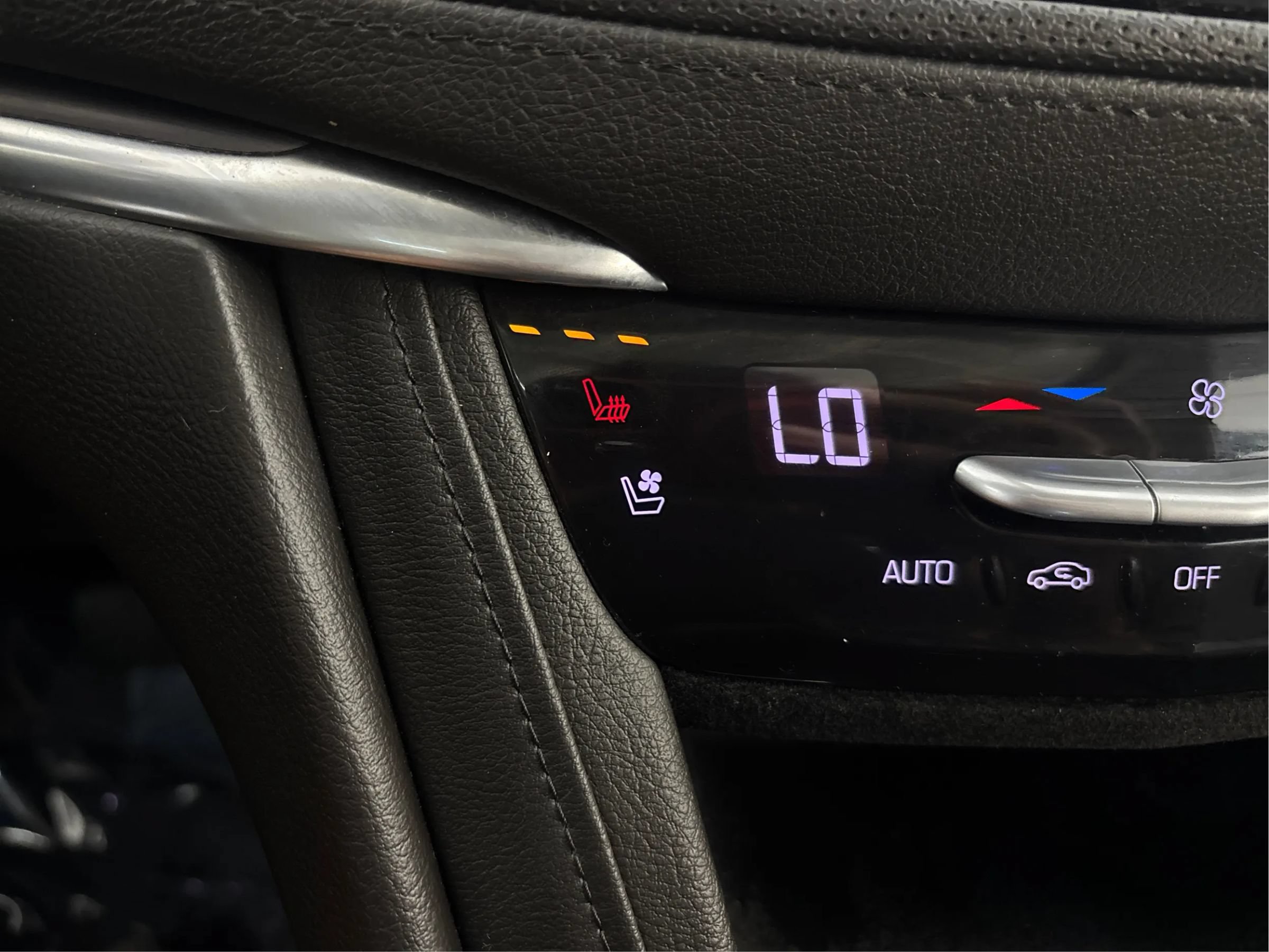 Used 2018 Cadillac XT5 Premium Luxury AWD/4WD image 43