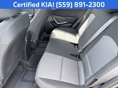Certified 2025 Kia Soul LX w/ LX Technology Package FWD image 8