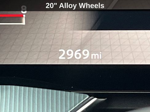 Used 2025 Nissan Murano SL image 23