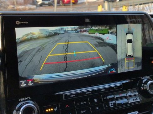 Certified 2021 Toyota Highlander Limited image 29