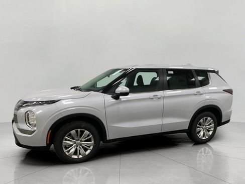 New 2026 Mitsubishi Outlander ES AWD/4WD image 39