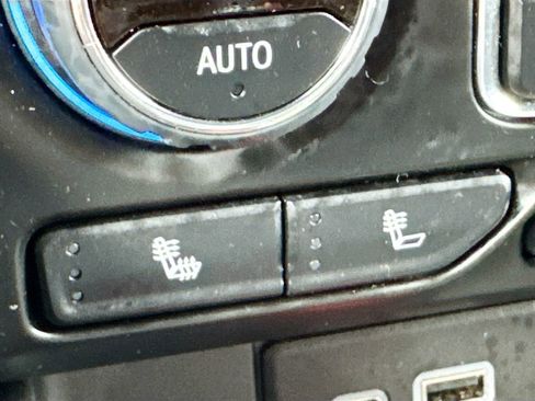 Used 2022 Chevrolet Tahoe RST w/ Luxury Package image 21