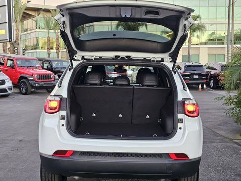 New 2026 Jeep Compass Latitude image 7