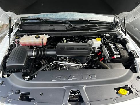 Used 2024 RAM 1500 Big Horn AWD/4WD image 42