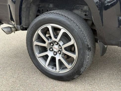 Used 2022 GMC Canyon Denali image 13