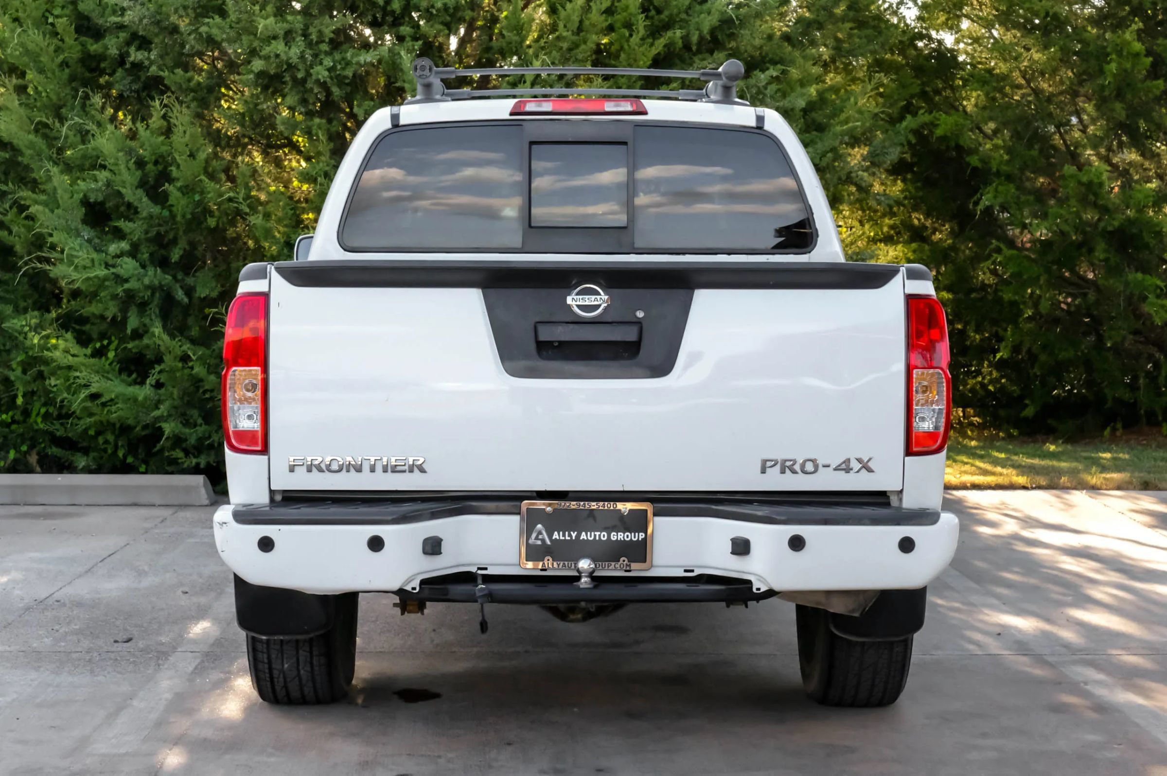 Used 2016 Nissan Frontier PRO-4X w/ Pro-4x Luxury Package AWD/4WD image 10