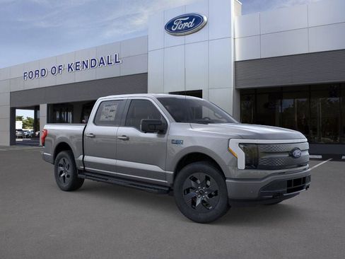 New 2025 Ford F150 Lightning Flash image 7