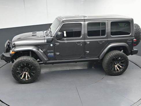 Used 2021 Jeep Wrangler Unlimited Sahara image 39