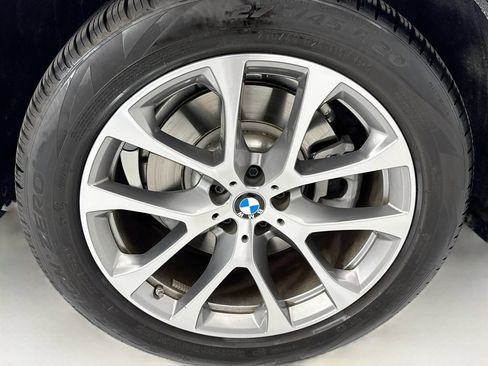 Used 2026 BMW X5 xDrive50e w/ Climate Comfort Package AWD/4WD image 32