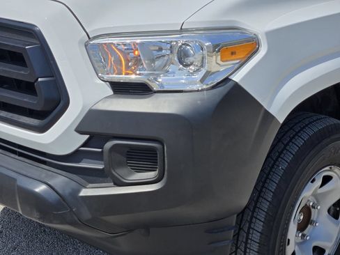 Used 2020 Toyota Tacoma SR RWD image 9