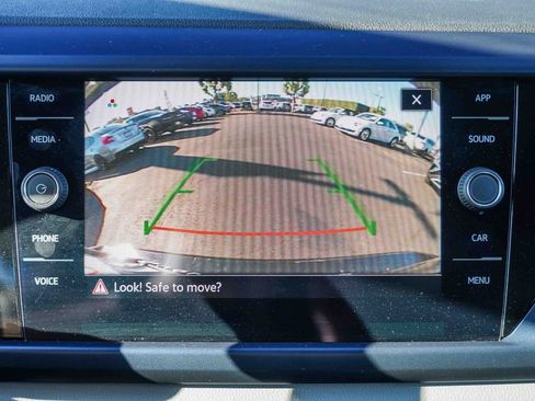 Used 2023 Volkswagen Taos SE image 30