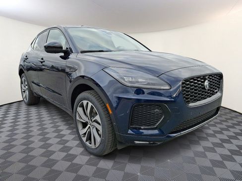New 2024 Jaguar E-PACE R-Dynamic SE image 5