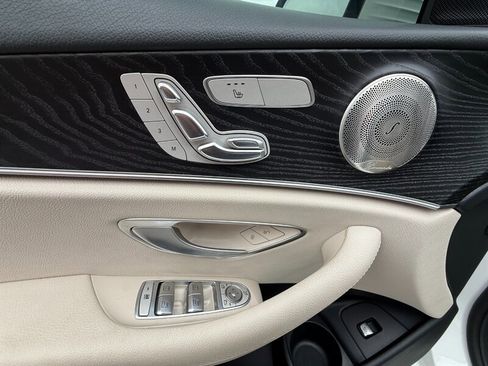 Used 2021 Mercedes-Benz E 350 Sedan image 21