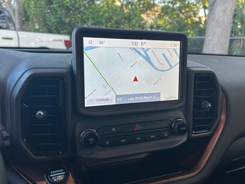Used 2024 Ford Bronco Sport Outer Banks w/ Tech Package AWD/4WD image 12