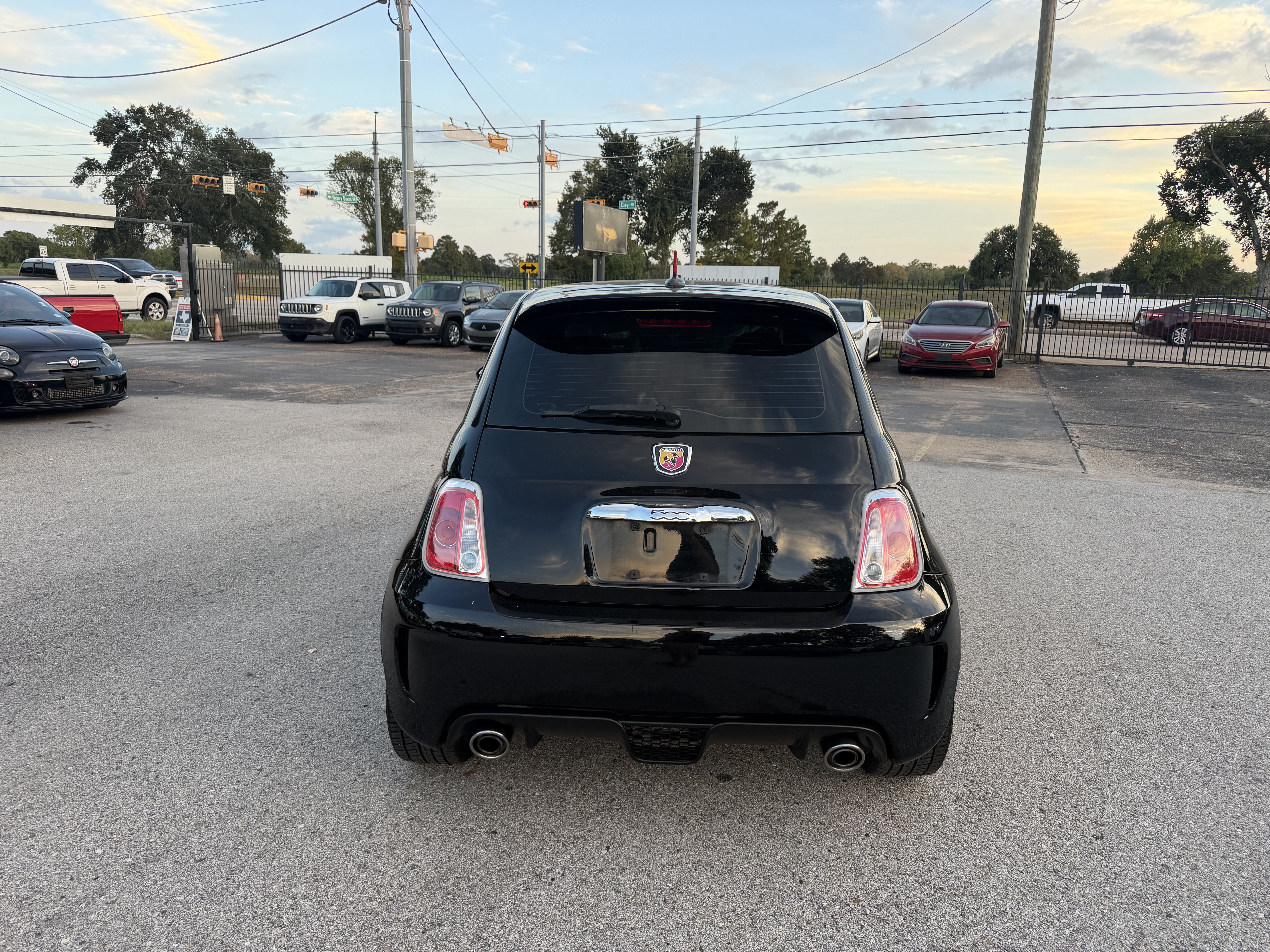 Used 2015 FIAT 500 Abarth w/ Beats Audio Package FWD image 6