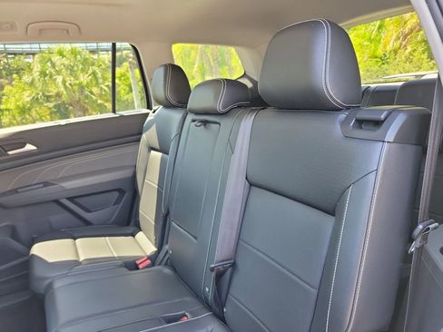 Used 2021 Volkswagen Atlas SE FWD image 10
