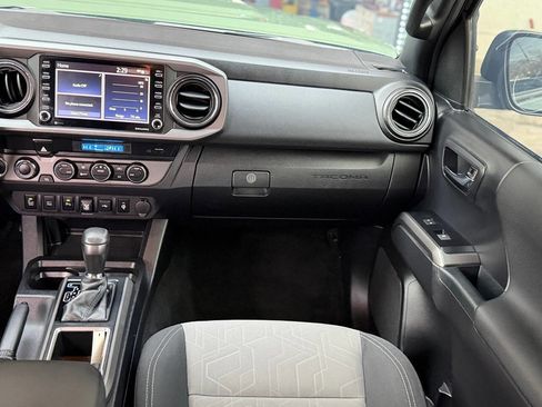 Used 2021 Toyota Tacoma TRD Sport image 80