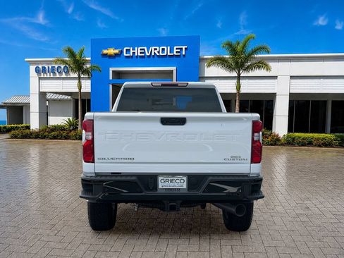 New 2026 Chevrolet Silverado 2500 Custom w/ Custom Value Package AWD/4WD image 4